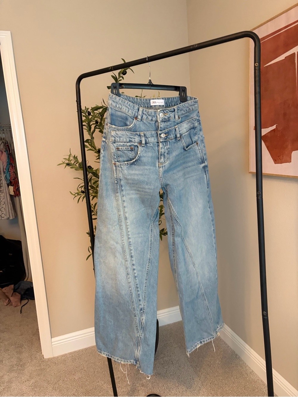 ZARA Light Wash Wide Leg Women’s Jeans